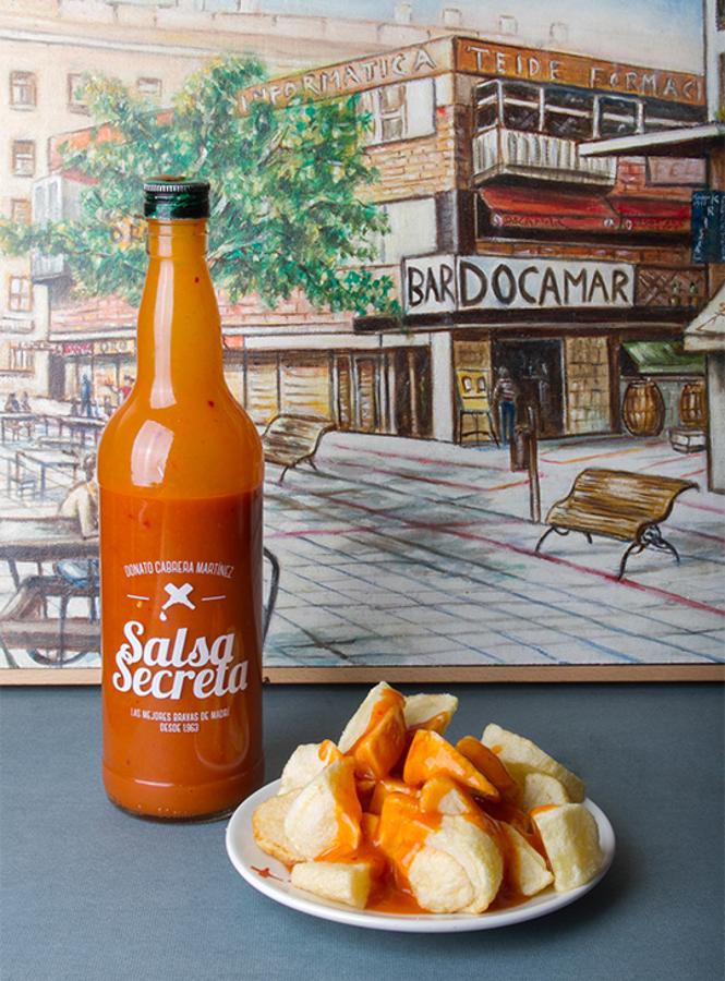 El nombre de este local viene de las siglas de su fundador, Donato Cabrera Martínez. Es una taberna castiza que presume de tener las mejores patatas bravas de todo Madrid. Cero aceitosas, cocida, pero crujientes y además su famosa salsa secreta que pica justo lo necesario. (Calle de Alcalá, 337.)