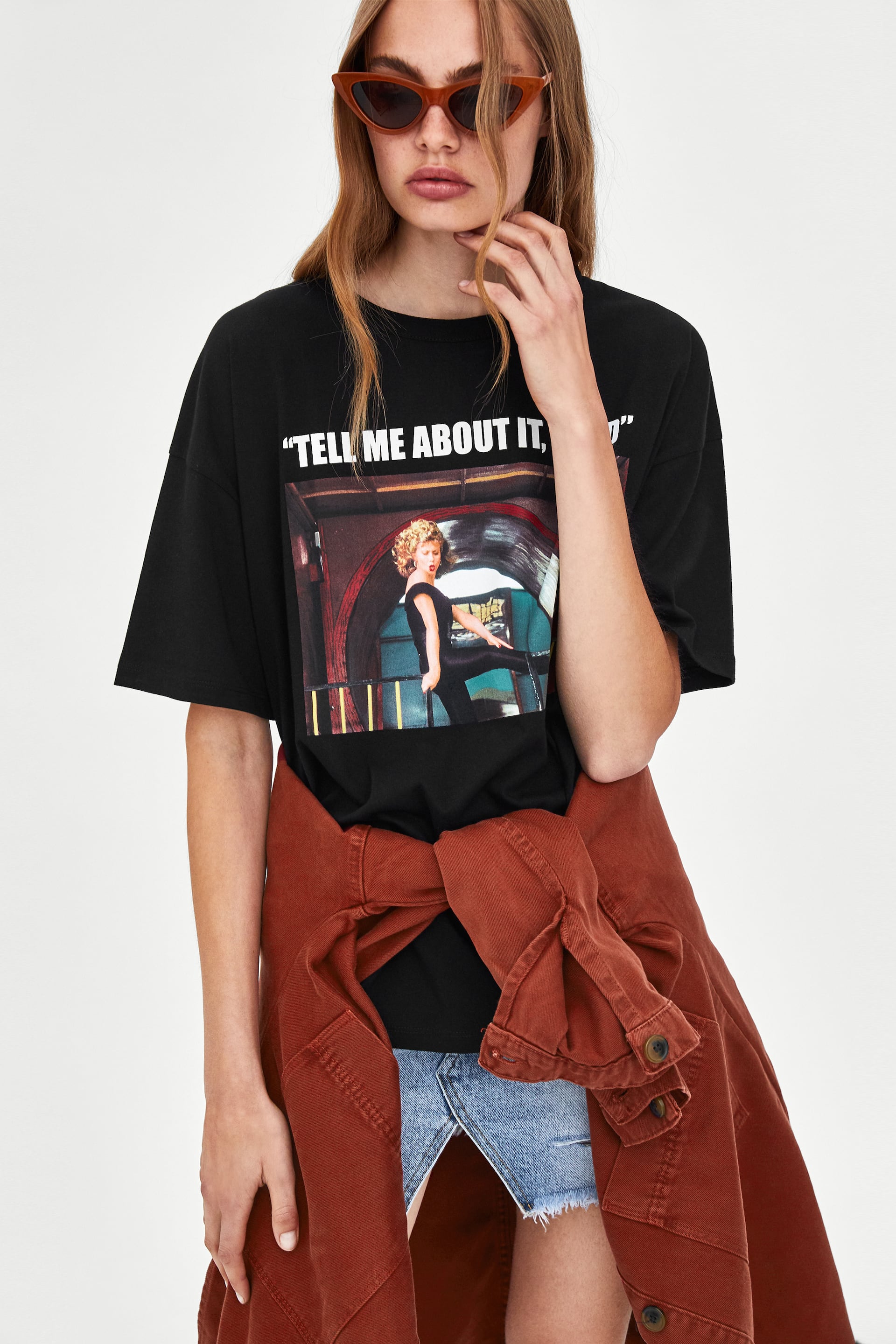 Camiseta con estampado de ‘Grease’: 15,95 euros en Zara.
