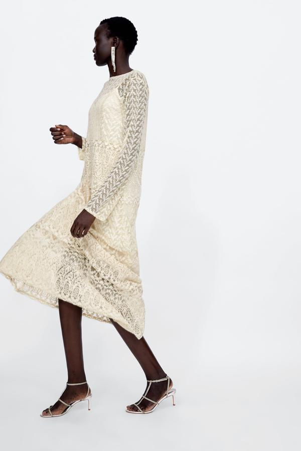 ¿No os parece maravilloso para un look de novia de estilo 'boho'? ¡Vaya descubriemiento hemos hecho en la nueva colección de Zara!