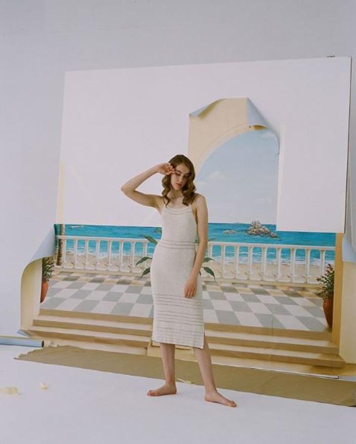 Vestido Amalia (139 euros), de crochet.