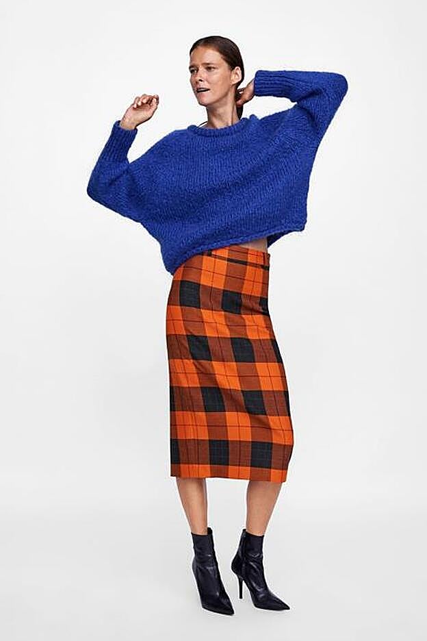 Falda de Zara para combinar con camisetas.