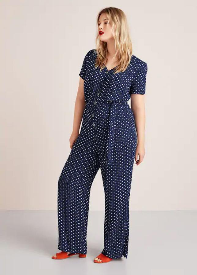 Mono largo con estampado de topos, 69,99 euros.