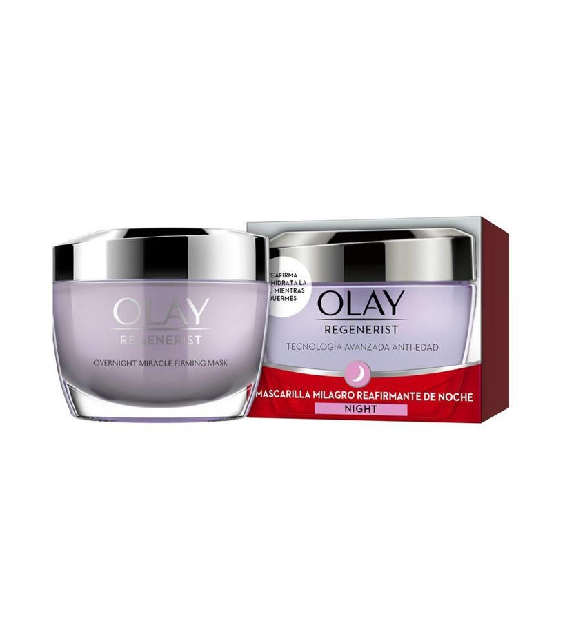 Combina los beneficios de una crema hidratante y de una mascarilla en un único tratamiento. Ayuda a reafirmar y redensificar la piel a base de hidratación, mientras reduce el aspecto de las líneas de expresión y las arrugas.  Mascarilla Milagro Reafirmante de Noche de Olay  (33,35 €).