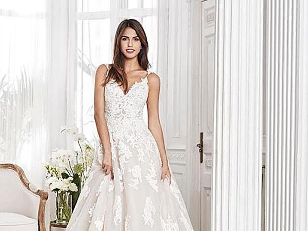 Sofía Suescun vestida de novia para una firma de trajes nupciales.