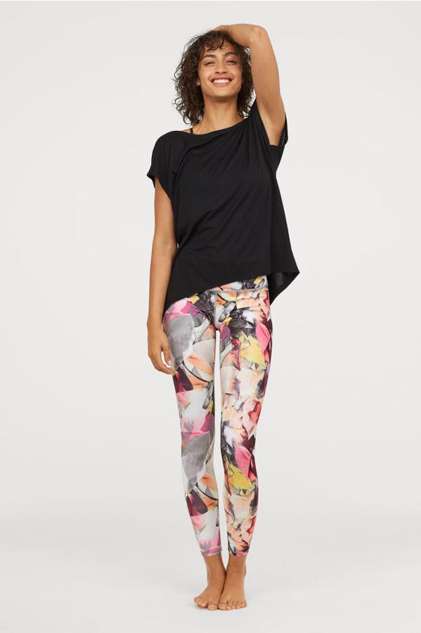 Que  H&M  es una de nuestras firmas preferidas no es un secreto. En materia de looks deportivos, tiene de todo, y por supuesto a un precio low-cost que hará que quieras llevarte media tienda. Si es el precio que tiene nuestra motivación para ir al gimnasio, ¡por nosotras perfecto!