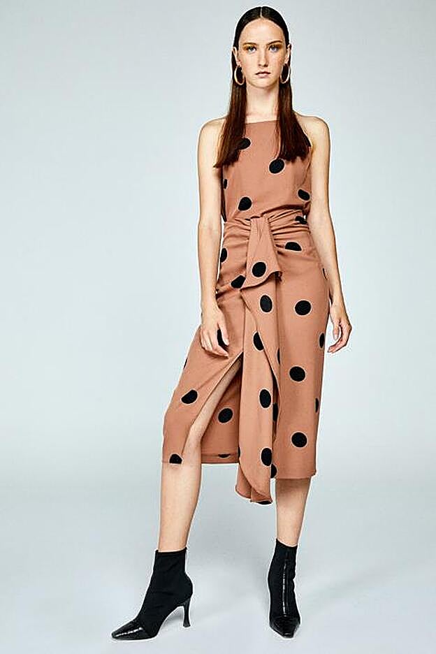 El clon de Jacquemus que se han marcado en Sfera.