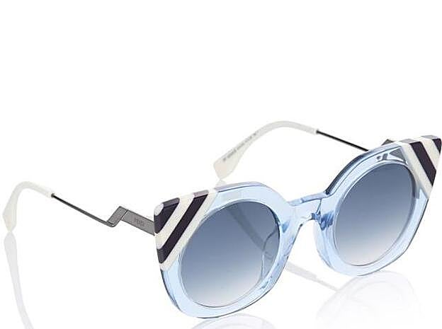 Gafas de sol cat-eye, 259 euros.