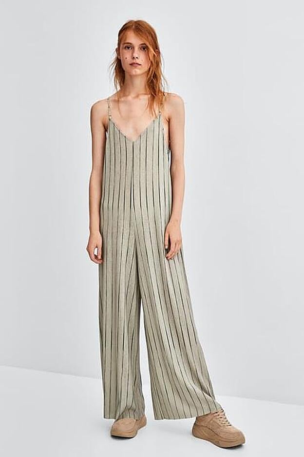 Mono de tirantes fluido, 19,95 euros.