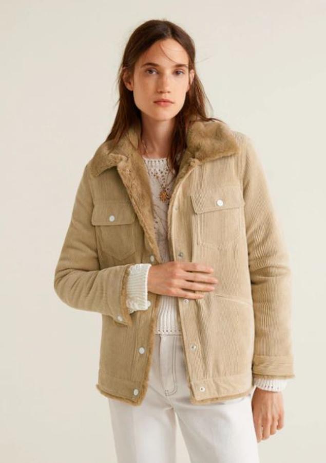 En tonos beige, de Mango (59,99 euros).