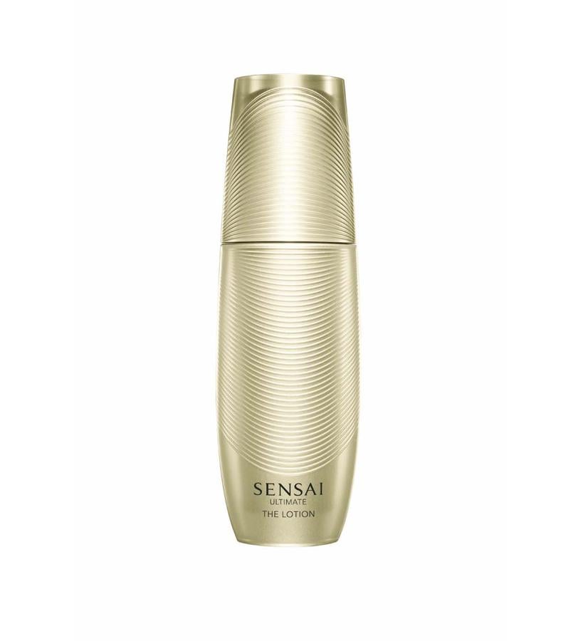 The Lotion de Sensai Ultimate, contiene extractos de seda (180 €).