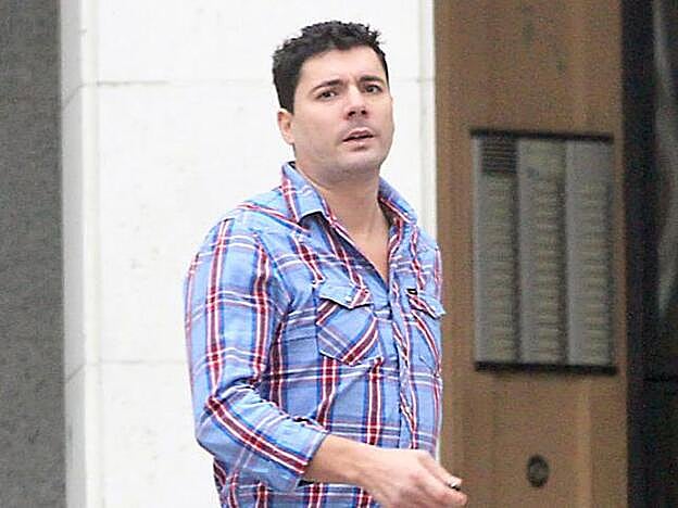 Fran Álvarez habla sobre la boda de Belén Esteban con Miguel Marcos.