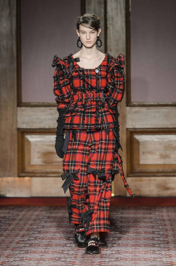 Estampado tartán: Simone Rocha.