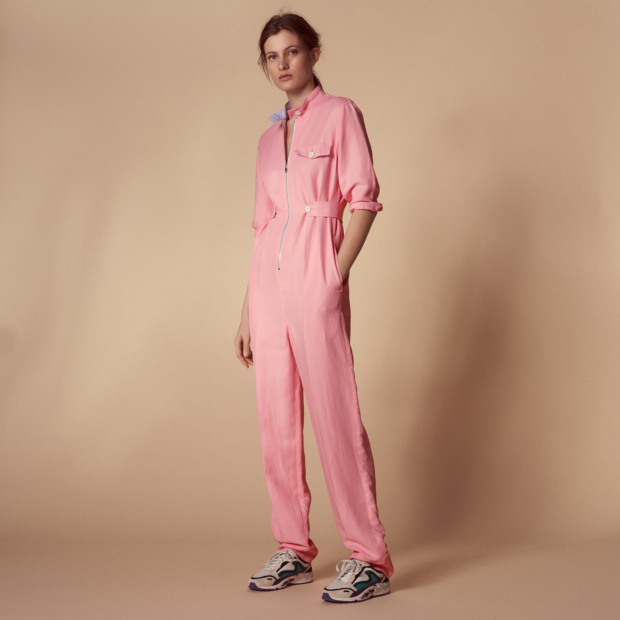 Sandro. En una escala de precio algo más alta, este diseño de Sandro nos encanta: el rosa clarito es precioso y no nos importa nada que le falten los brillos. En rebajas, 132 euros. ¡Un chollo!