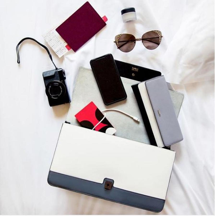 El bolso Bellaria de Furla cuesta 400 euros.