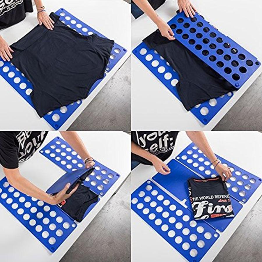 Dice la reina del orden la japonesa Marie Kondo que la ropa solo se mantendrá en orden si logras doblarla correctamente. Pero si no tienes tiempo o te da pereza hacerlo manualmente como ella recomienda este doblador de ropa es para ti. Precio: 7,85 euros.