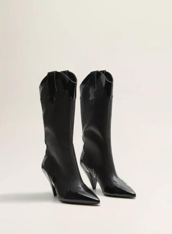 i optamos por una bota cowboy discreta, como esta de Mango (119,99 euros) lo tenemos mucho más fácil: en ningún caso las botas se comerán nuestro look.