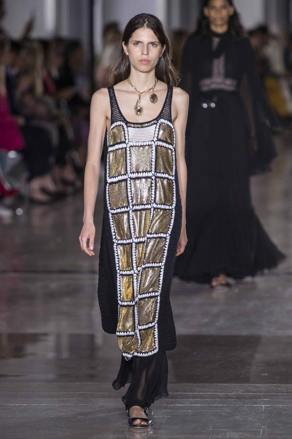 Giambattista Valli P/V 2019.