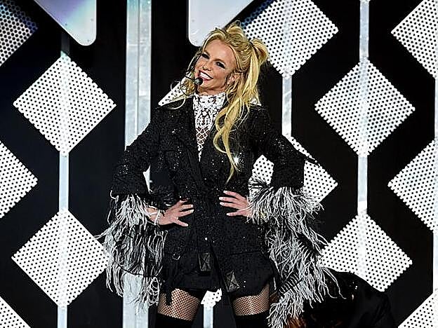 Britney Spears ha impactado con su vídeo bailando salsa.