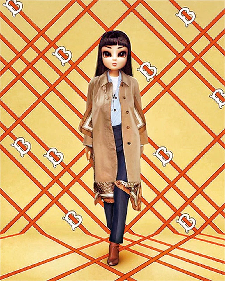 Adora el lujo, los viajes y la moda, ha colaborado con Kim Kardashian y Dior, y ha hecho un vídeo sobre sus rituales de belleza para Vogue.