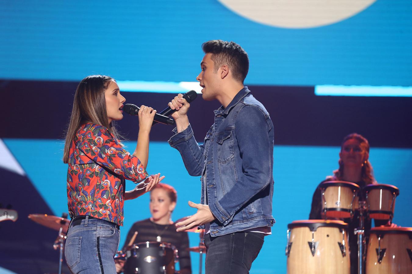 Damion y Sabela se enfrentaron en directo al tema de Macaco, 'Volar'.