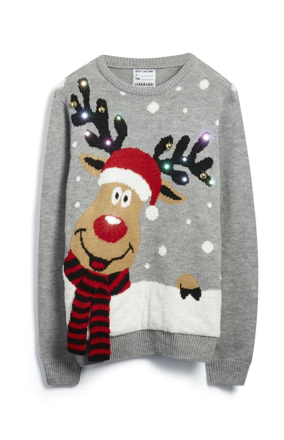 Jersey con estampa de reno: 12 euros.