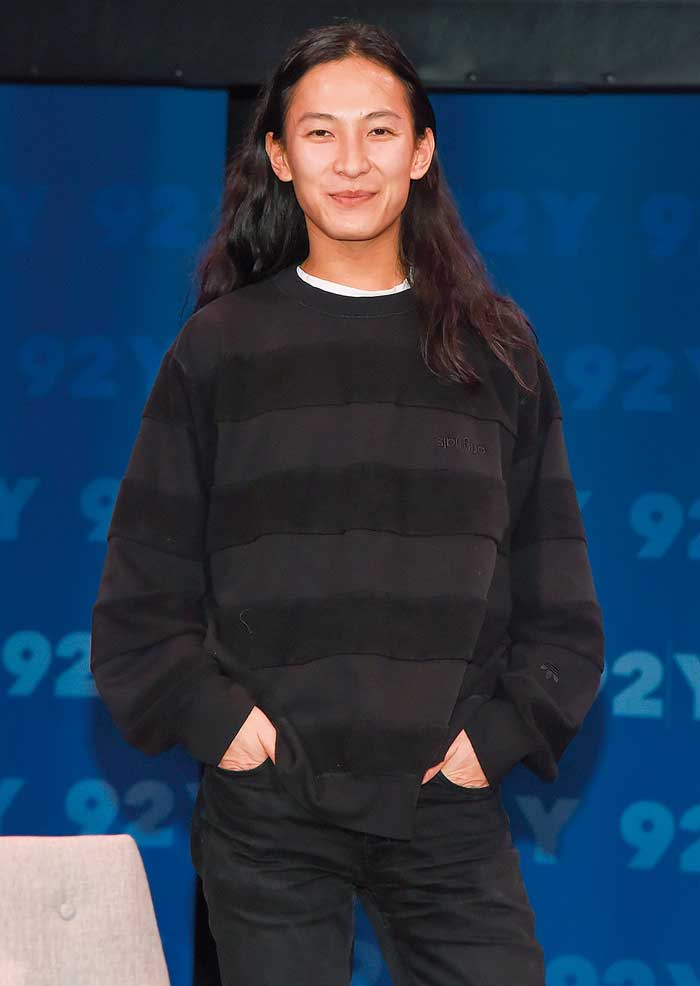 Alexander Wang. Diseñador, 35. Sensible, creativo... Si pudo seducir a Anna Wintour, ¿quién podría negarle una oportunidad?