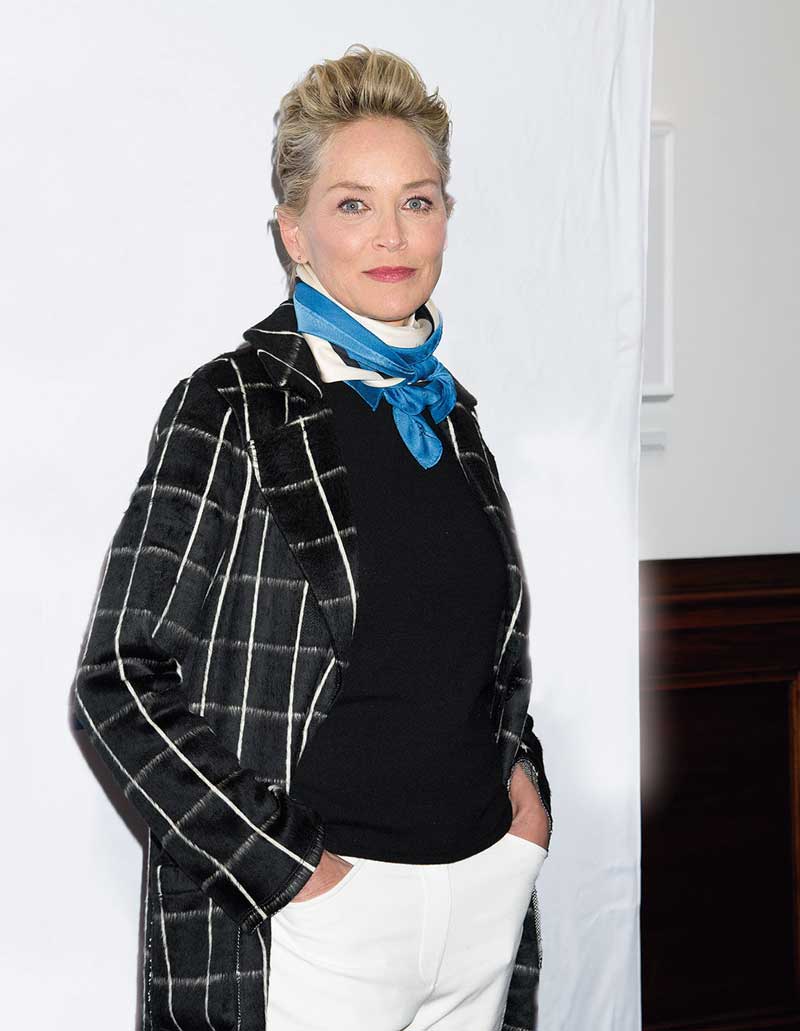 Sharon Stone. Actriz, 60. Su pareja, Angelo Boffa, es un inversor inmobiliario 19 años más joven. ¿Lo encontró en Raya?