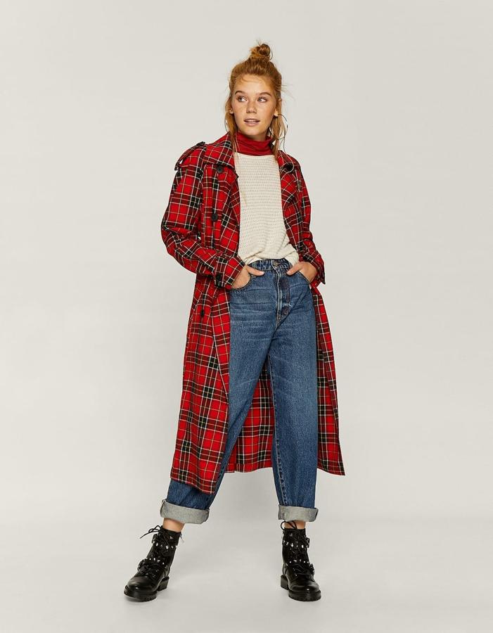 Las botas de estilo militar han vuelto pisando fuerte esta temporada. Su precio en Stradivarius antes de las rebajas del Black Friday es de 49.99 euros.