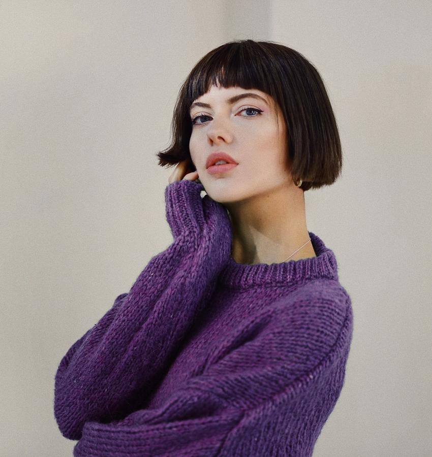 La 'instgaramer' y modelo Ebba Zingmark apuesta por cambios de 'look' con distintas versiones de cortes estilo bob y flequillos cortos súper atrevidos.