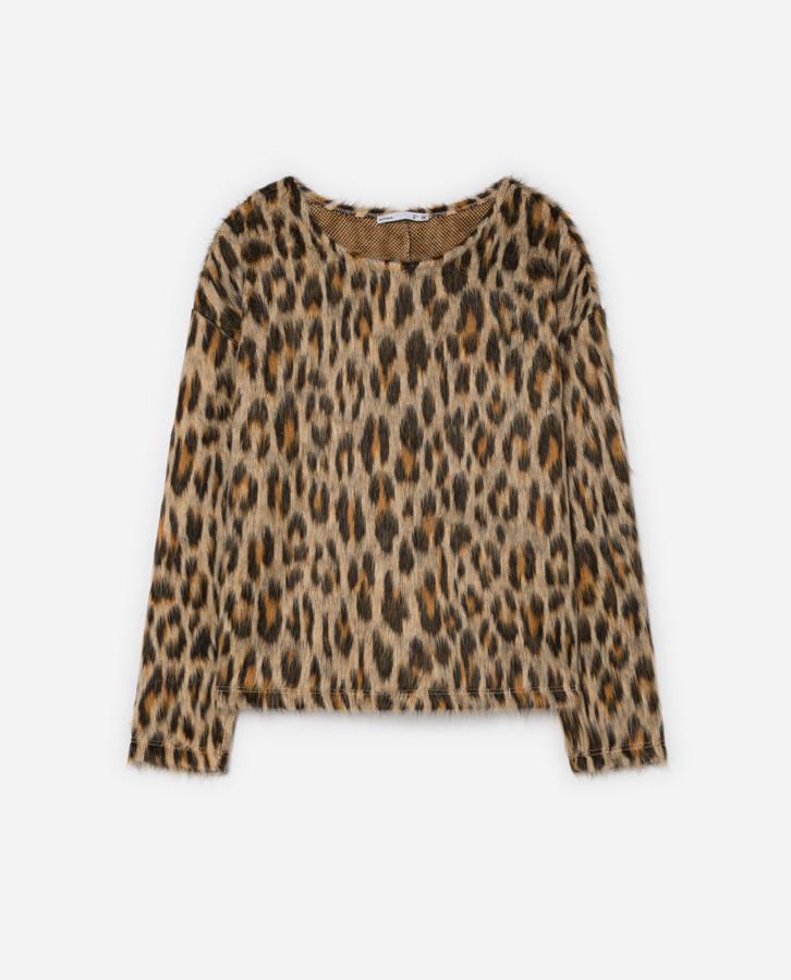 Ya demostramos que  una de las mejores elecciones en animal print es el jersey . Este cuesta 18 euros.