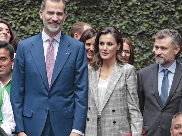 Fotos: Trajes de Zara para copiar el look 'working girl' de Letizia en Perú
