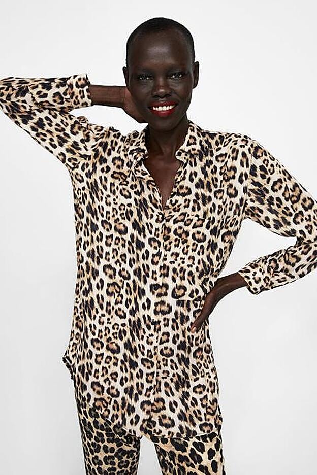 Camisa de Zara (19,95 euros).