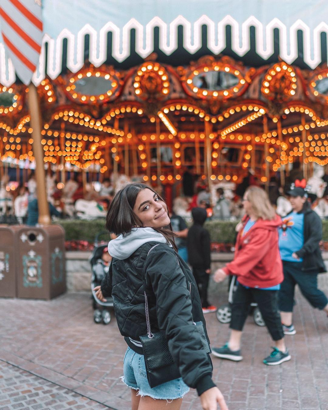 Henar Rodríguez con bomber de Neon Coco: 17,95 euros.