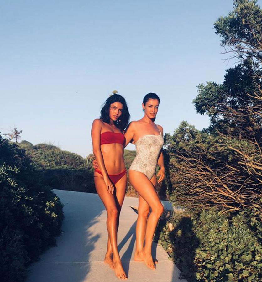 Lucía Rivera no puede negar que lleva en el ADN los genes de una modelo: ha heredado la silueta elegante y proporcionada de su madre y una piel de lujo.