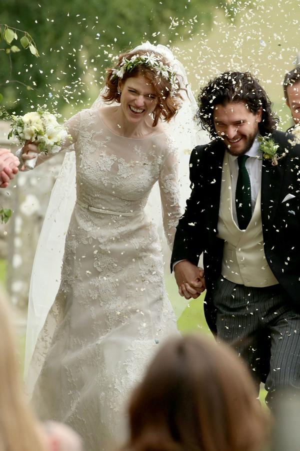 Kit Harrington y Rose Leslie, ambos parte del reparto de 'Juego de Tronos', se casaron en el mes de junio. En noviembre, él tuvo que defenderse de las acusaciones de infidelidad.