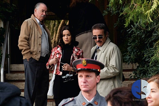 Reconstrucción ficcional de la historia de uno de los diarios más famosos del periodismo español. Thriller y crónica de sucesos ambientados en el Madrid de 1966.