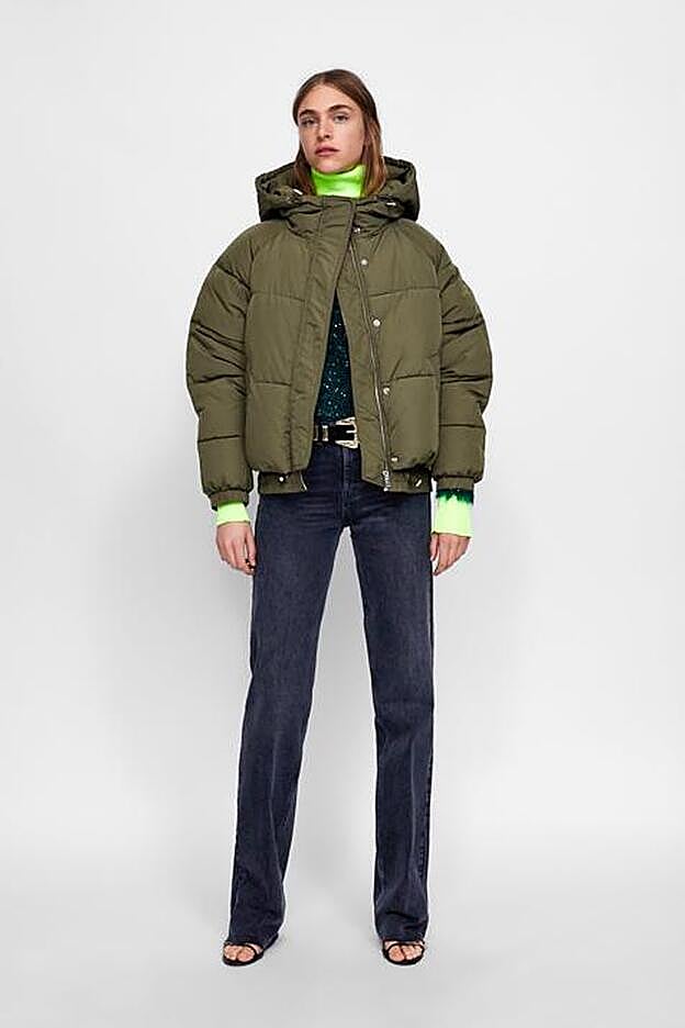 Plumífero de Zara: 29,99 euros.