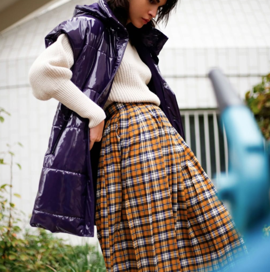 Fantástica combinación de ocres y morado: no te pierdas la selección de faldas de Imperial Fashion porque encontrarás diseños increíbles.