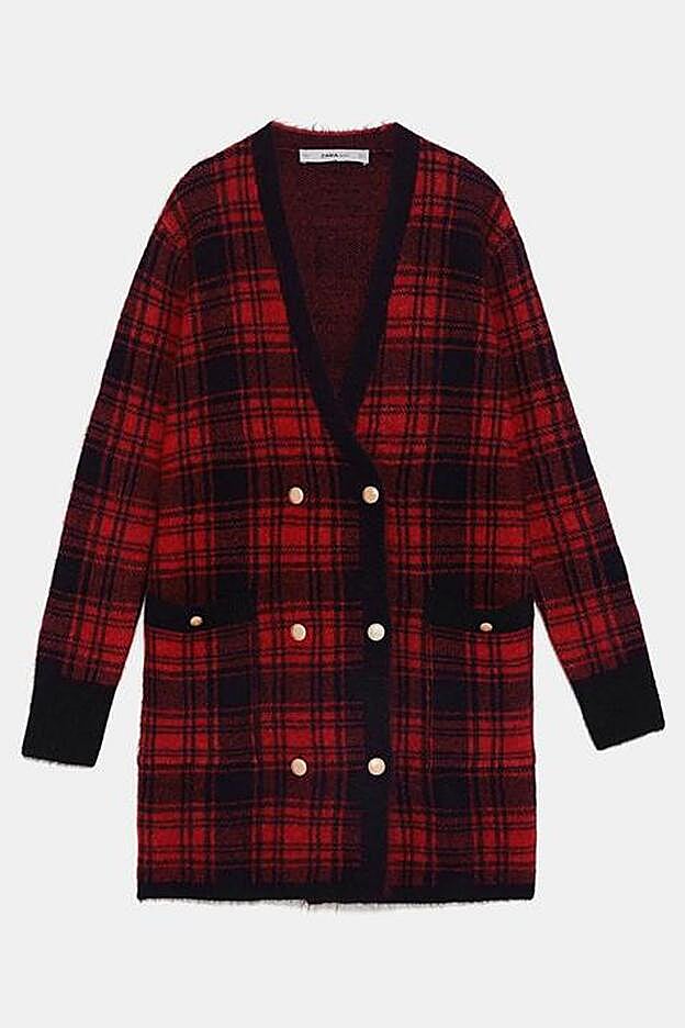 La chaqueta-abrigo-vestido de Zara, al detalle.