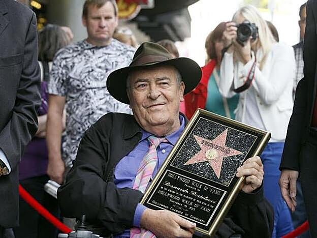 Bertolucci cuando recibió la estrella en el Paseo de la Fama.