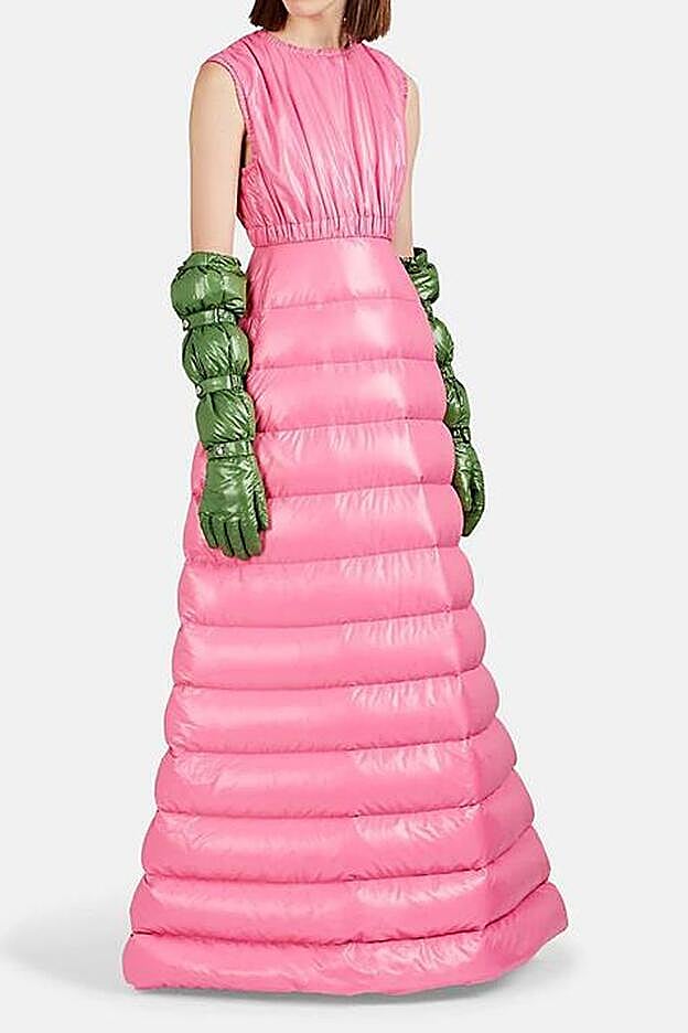 Vestido plumífero de Moncler.