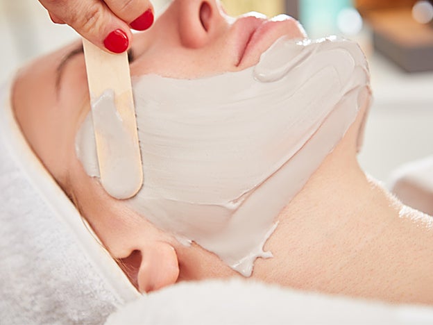 La mascarilla se debe aplicar siempre sobre la piel limpia.