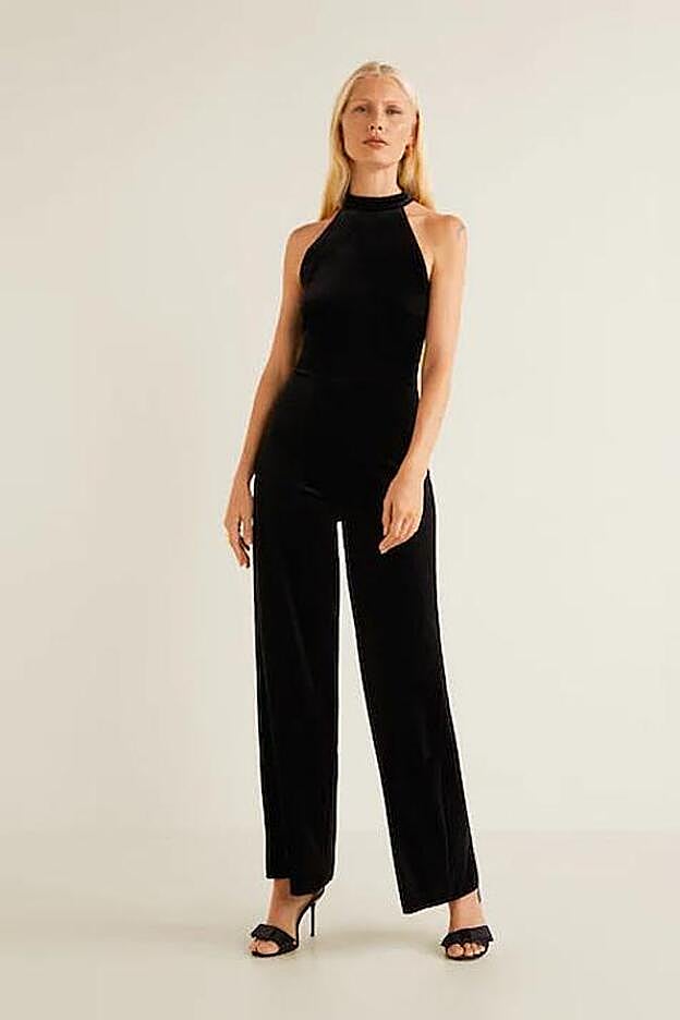 Mono largo de terciopelo, 39,99 euros.