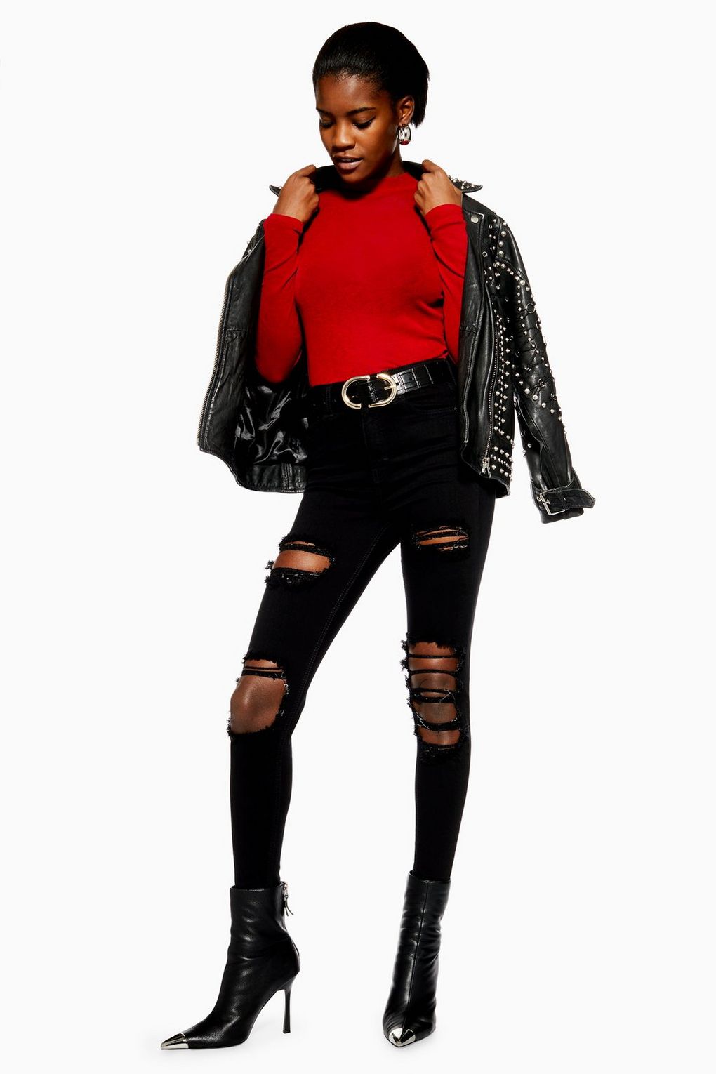 Pantalones negros con rotos y descosidos: 64 euros en Topshop.