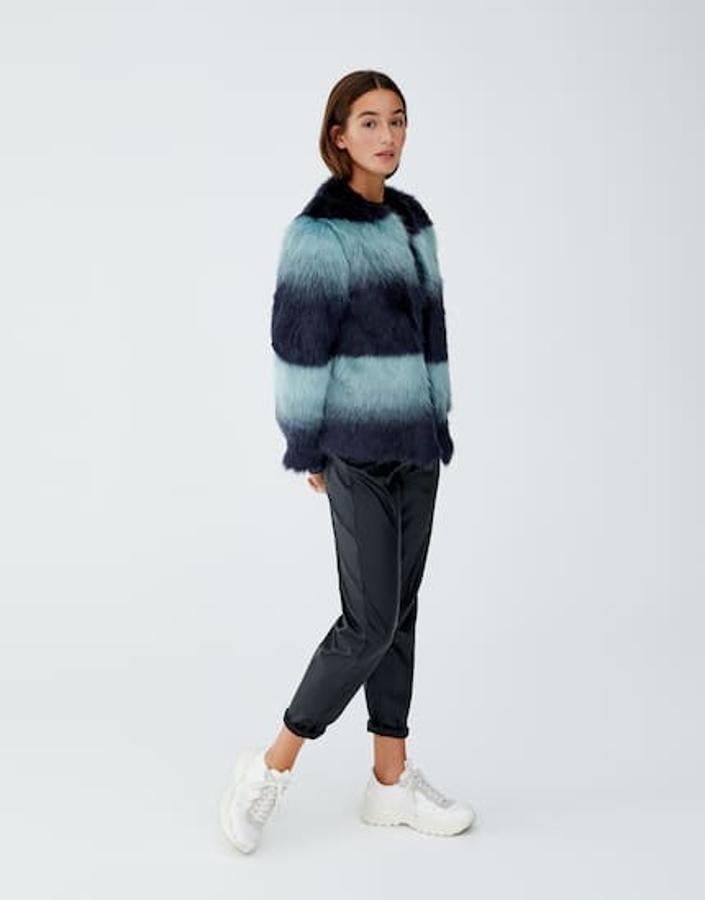 Cazadora de pelo con degradado, 29,99 euros.