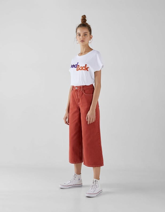 Jeans culotte high rise denim con pierna ancha, 13,99 euros.