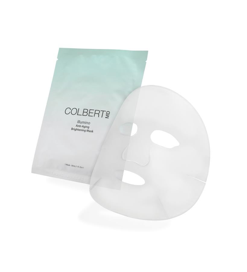 Mascarilla concentrada de biocelulosa que utiliza la tecnología patentada QuSome para rejuvenecer la piel dañada o con signos de fatiga a través de la hidratación. Su acción iluminadora también reduce visiblemente las manchas oscuras y las imperfecciones, estimula la renovación celular y regenera la piel. Es perfecta como tratamiento de recuperación, ya que devuelve la vitalidad a la piel. Aplicar una vez a la semana durante 20 minutos. 5 mascarillas. (120 €).