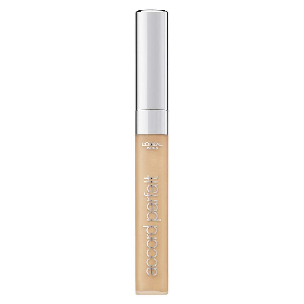 Con su cobertura inmediata y alisadora, corrige las bolsas y reduce la apariencia de las ojeras con el tiempo. L'Oreal Paris True Match Corrector de venta en Amazon. (7 euros).