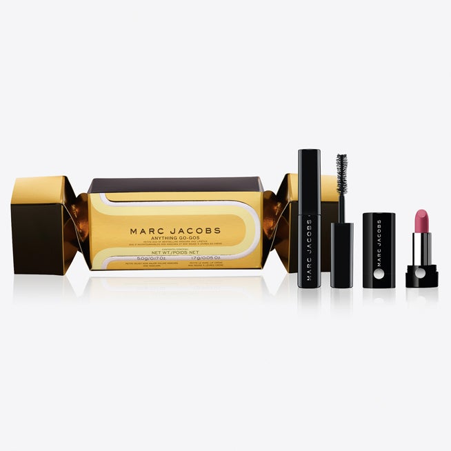 Cracker de Marc Jacobs Beauty. Se llama Anything Go-Gos (19,99 euros). En Sephora.