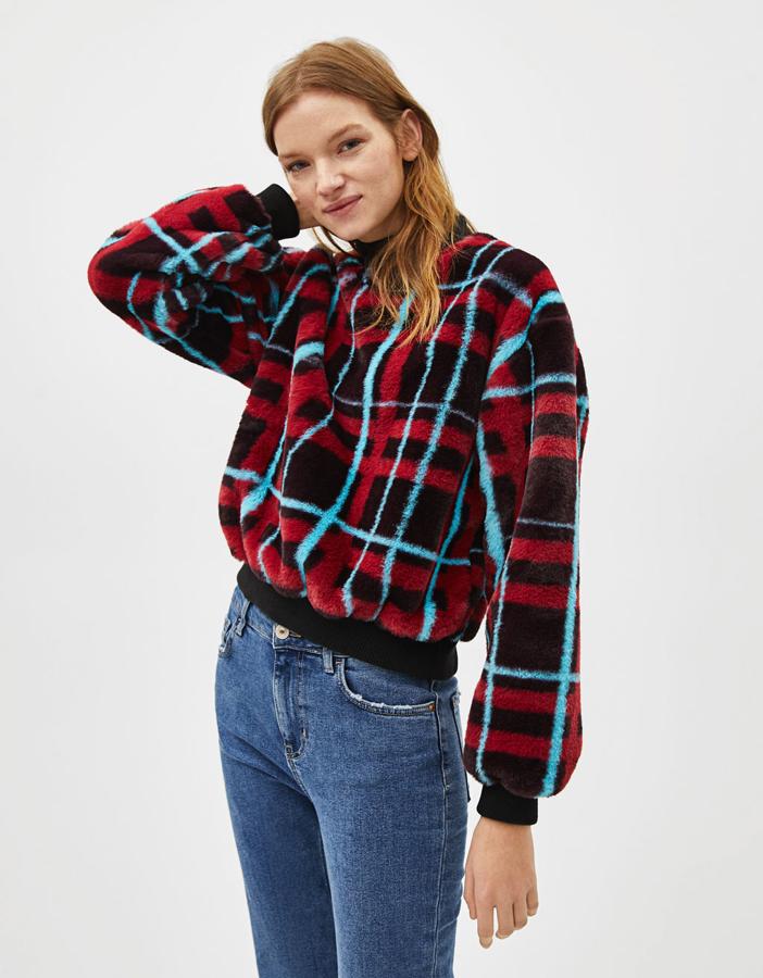 Jersey con efecto pelom 14,99 euros.